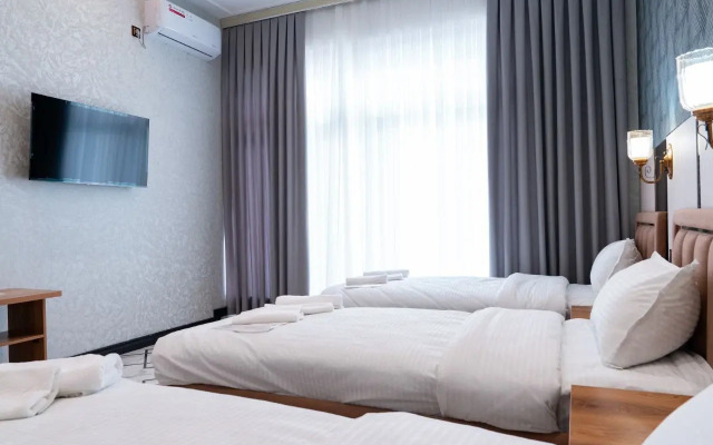 Gold Star Palace Hotel