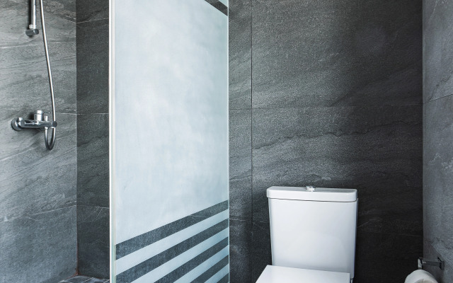 Отель Grand Nur