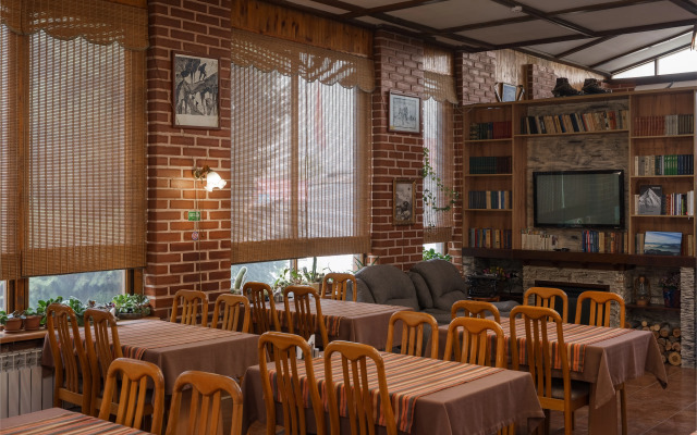 Alpinist Hotel