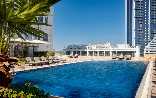 La Suite Dubai Hotel & Apartments Hotel
