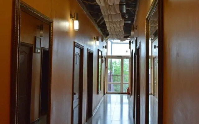 Mini-Otel Hotel "alye Parusa"