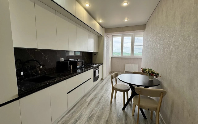 Квартира с панорамным видом, Новосёлов 5/1