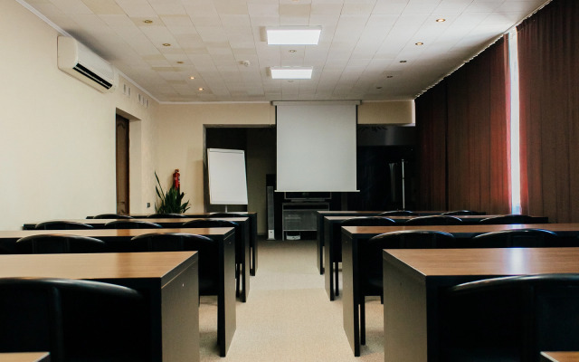 Гостиница Молодежная