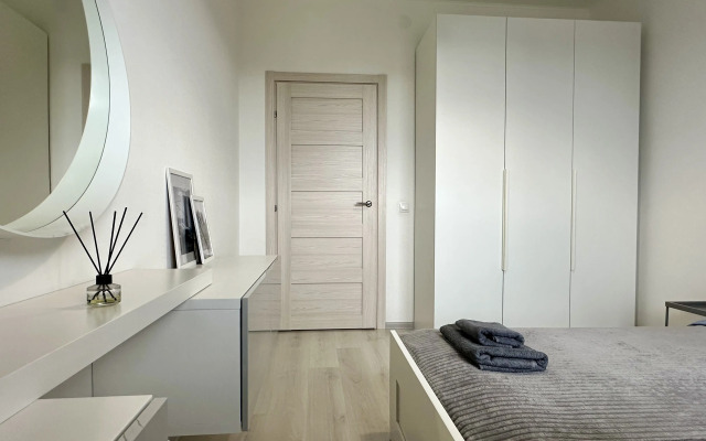 Yevro Dvushka V Zhk Artlayn Apartments