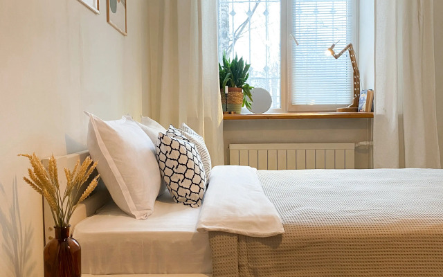 Na Bolshoy Oktyabryskoy Flat