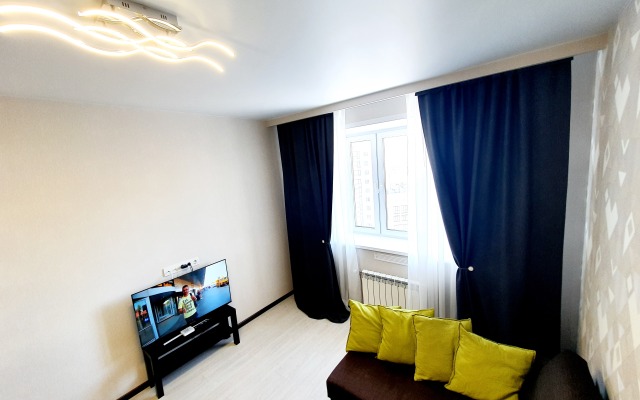Yevro 2-Komn Vidovaya Serebryany Bereg Krasny Put 103 Apartments