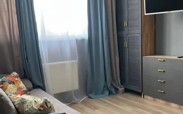 Milaya Studiya Vozle Aeroporta Flat