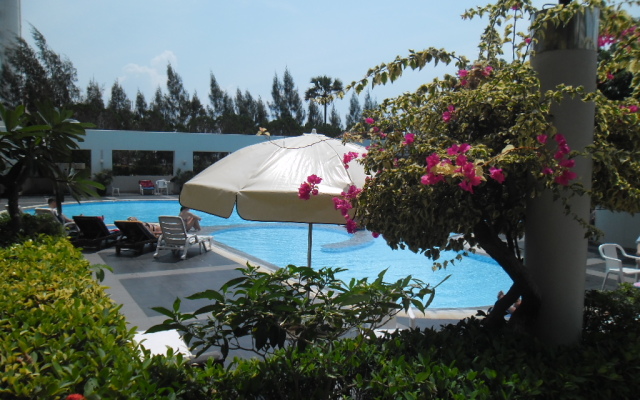 Апартаменты Jomtien Plaza Condotel