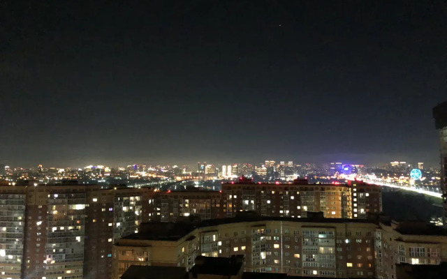 Bolshaya Studiya S Krasivym Vidom Flat