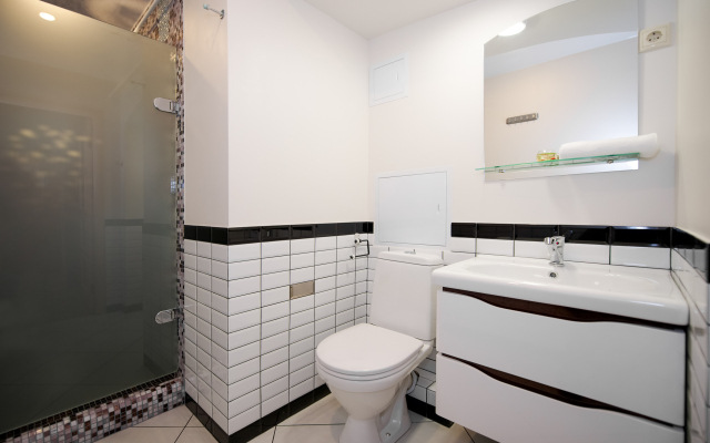 Anarin Apartments Flat 4