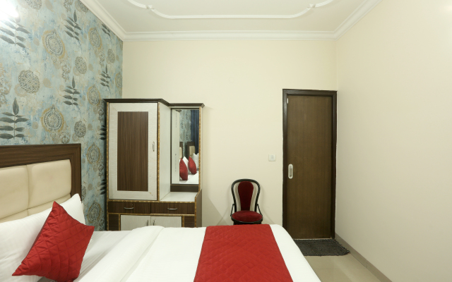 Airport Hotel Mayank Residency