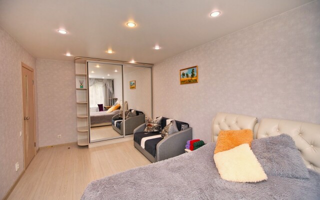 Odnokomnatnaya V Pyati Minutakh Ot Metro Novoyasenevskaya Apartments