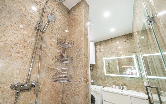 Luxury v Tsentre Sochi Flat
