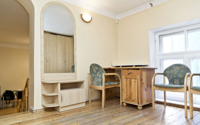 Arsenal Apartments