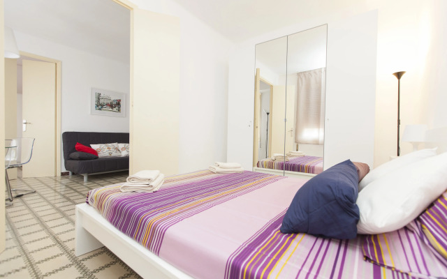 Апартаменты Plaza Espana Fira Stay Barcelona