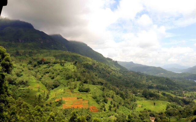 Yoho Thuruliya Lodge Hotel