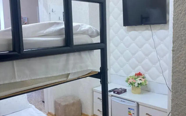 Cozy Rooms Tbilisi Hotel