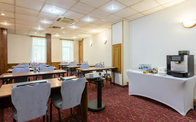 Sretenskaya Hotel