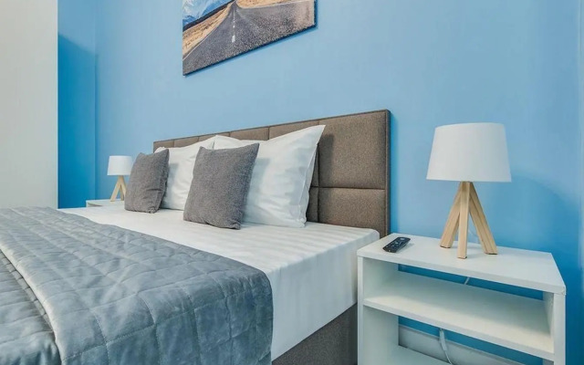 Квартира с Просторной Кухней и Дизайнерским Интерьером в Медведково