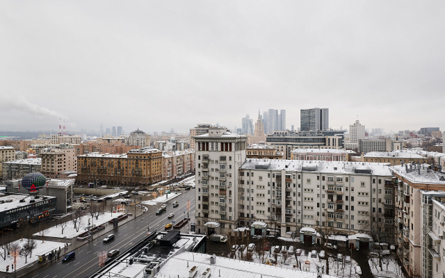GM Stil'naya Trekhkomnatnaya s vidom na Novyj Arbat Apartments