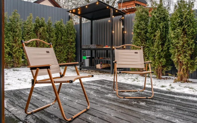 Частный дом Увеличенный А-фрейм Сад с баней и чаном