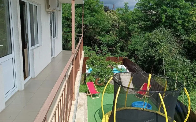 Guest House Solnechny