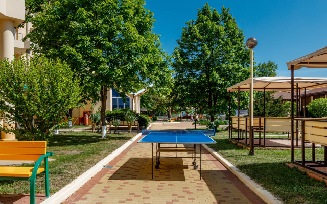 Yuzhnyij Parus Resort Hotel