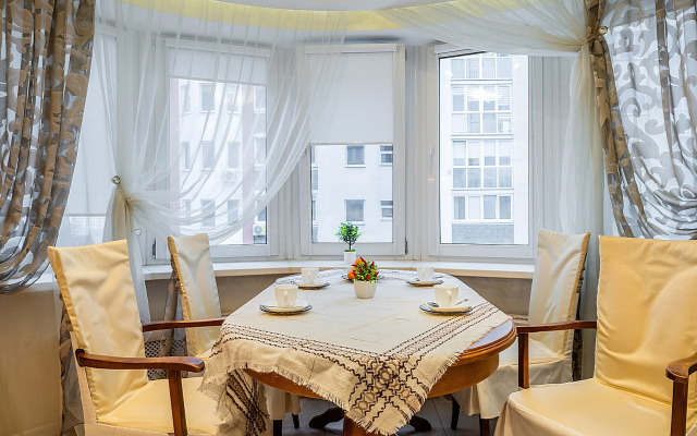 Квартира VIP 4-к метро Академия наук