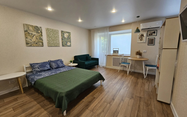 Na Ulitse Melnikayte 90A Flat