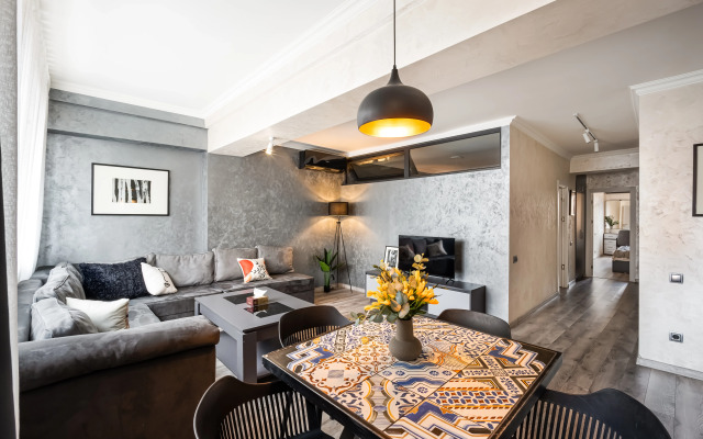 Amazon Apartment By Downtown InnApartments