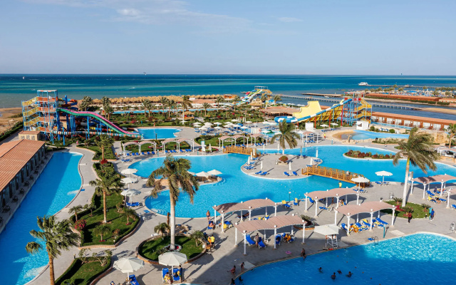 Alora Aqua Park Resort by SUNRISE