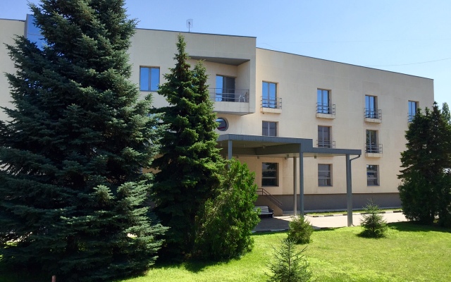 Mega Space Country Club Hotel