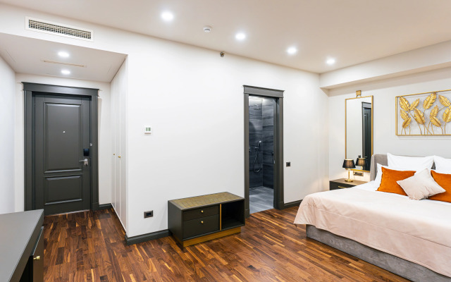 Hotel Metropol Club House