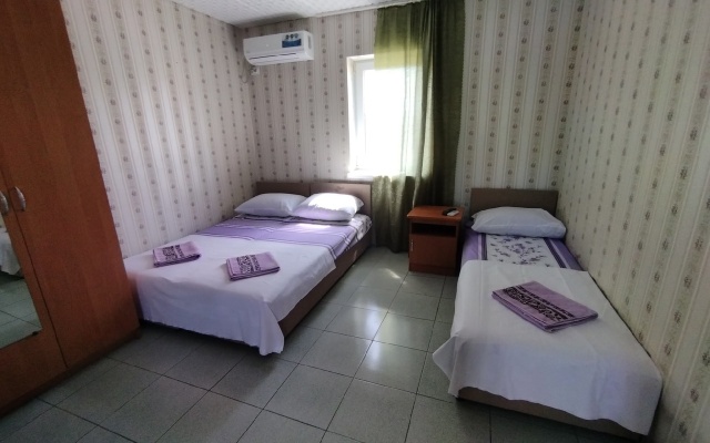Na Yantarnoy Guest House
