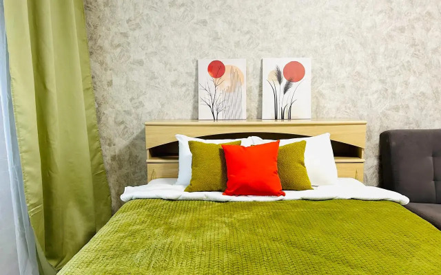 Na Dmitriya Martynova 43 Flat