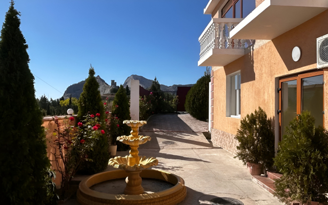 Sudak Delyuks Guest House