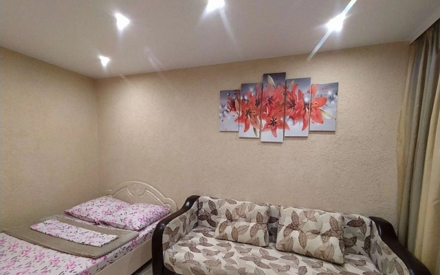 Апартаменты на Базстроевской, 22