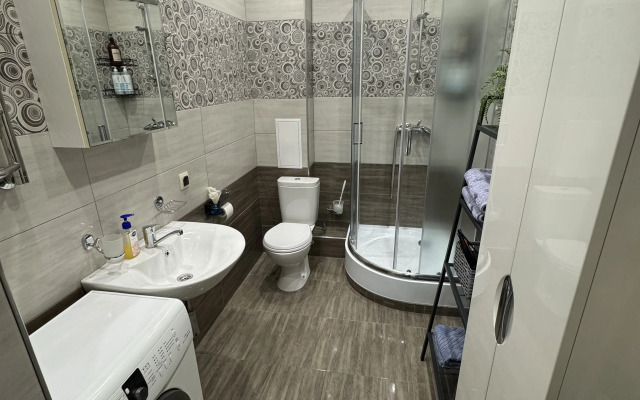 Naprotiv Muzeya Mirovogo Okeana Flat