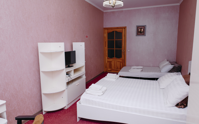Karavella Hotel