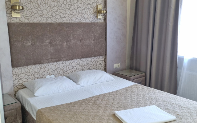 Sandi Peschany Plyazh Hotel