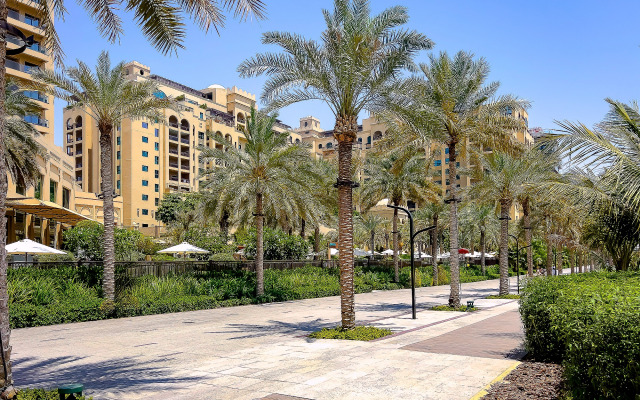 2B Fairmont Residence Palm Jumeira Sea View Apartments