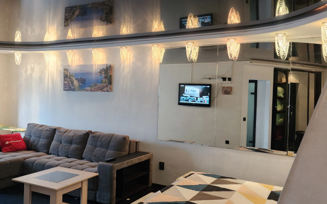 Апартаменты Уютная на Учебной 8