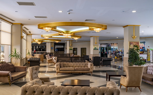 Grand Cortez And Spa Resort