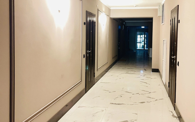 S Vidom na Sosnovyj Park Ryadom s Morem Apartments
