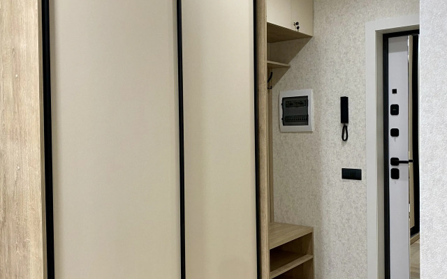 Stilnaya studiya u ploschadi Lenina Flat