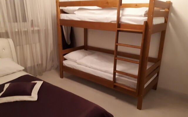 Alma Guest House