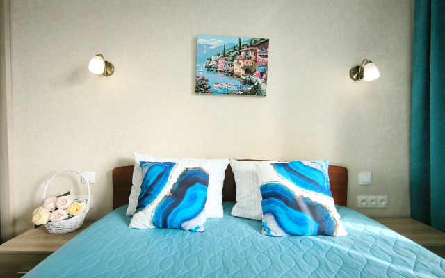 Dvukhkomnatnye Komfort V Rybnoy Derevne Apartments
