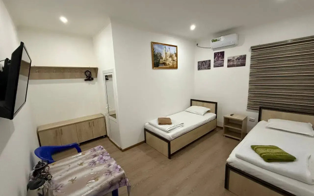 Nochleg I Zavtrak (b&b) Nigina B&b Guest House