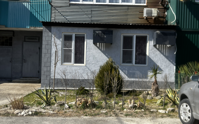 Uyutnaya Kvartira U Samogo Sinego Morya Flat