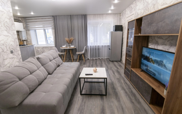 Hedonism Aparts Na Fridrikha Engelsa 145 Flat
